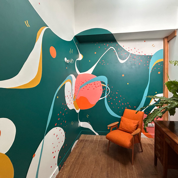 Fresque murale dans la future bibliothèque